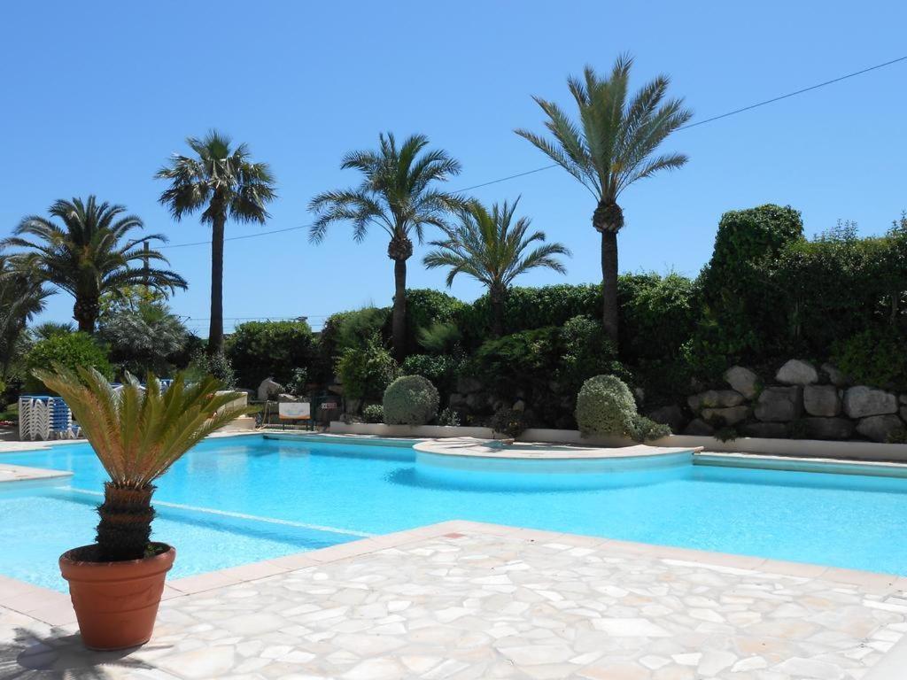 Appartamento Sleep In Cannes Between Sea And Mountains Esterno foto