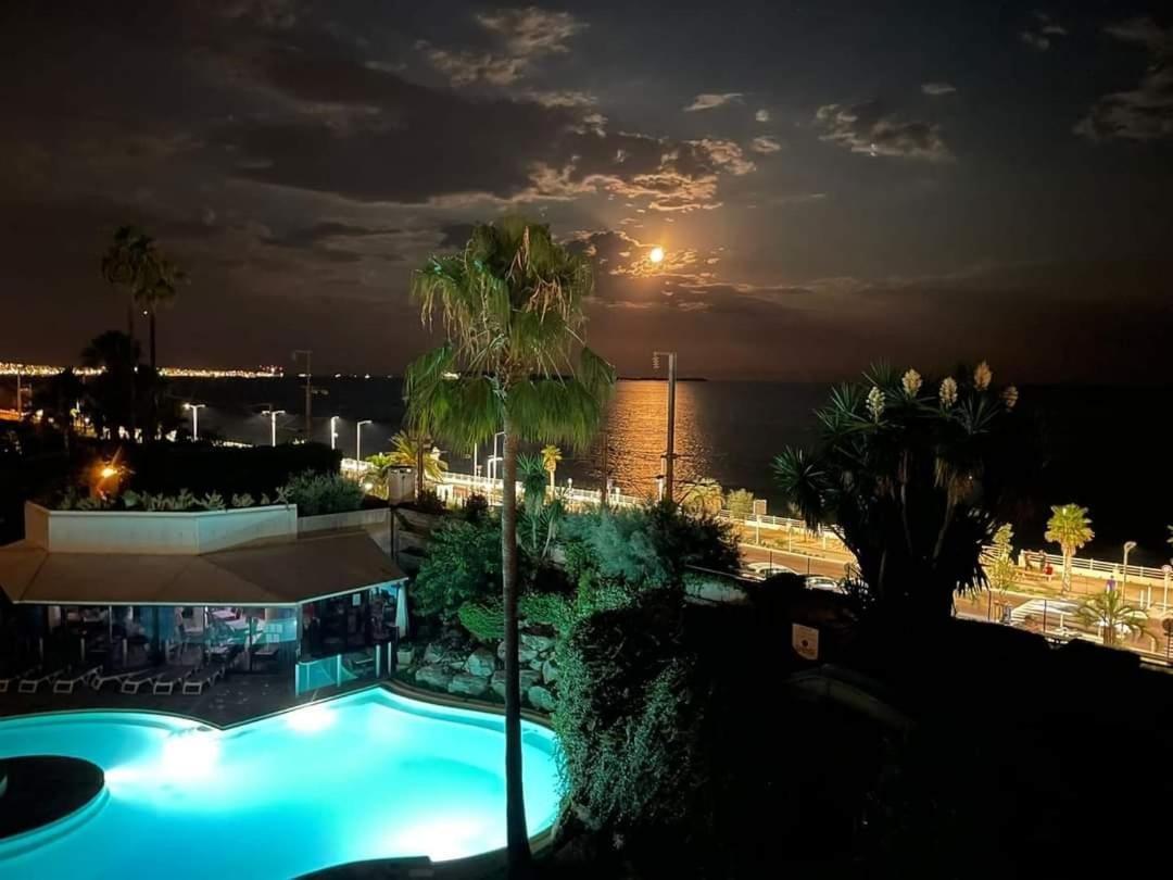 Appartamento Sleep In Cannes Between Sea And Mountains Esterno foto